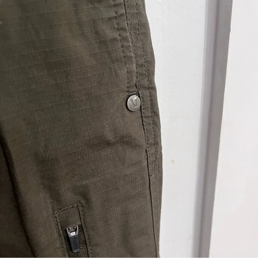 Vuori Men’s Ripstop Climber Pant Olive size Small V412
